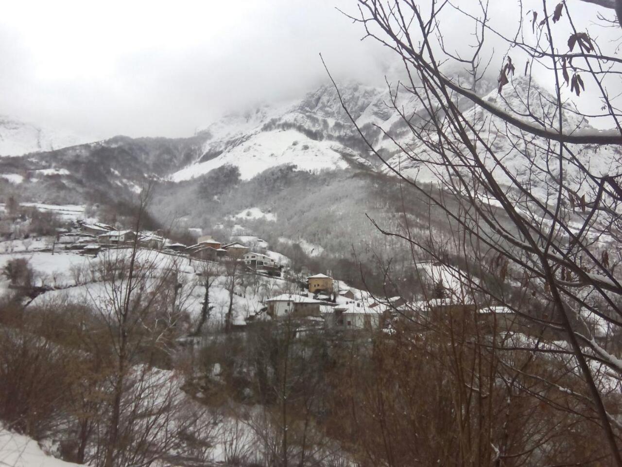 La Currada Villa Taranes Luaran gambar